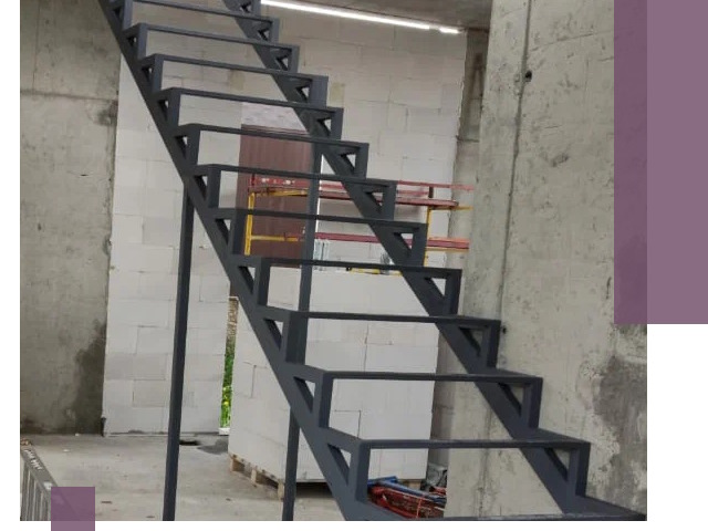 Демонтаж металлических лестниц в Устях-Джегуте быстро и безопасно