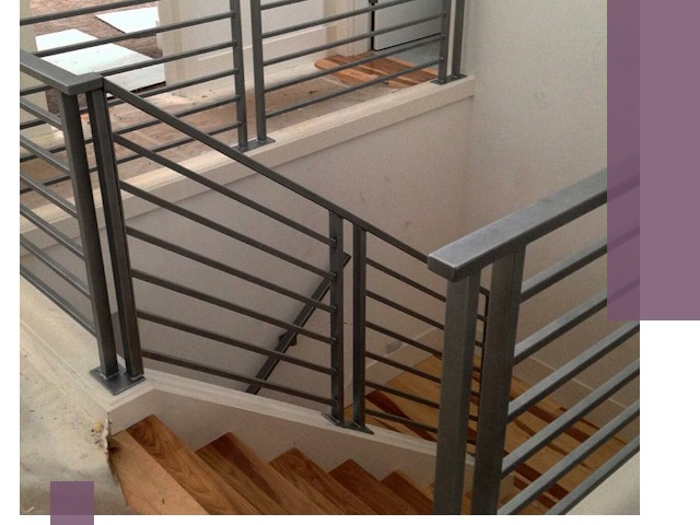 Изготовление поручней из металла и дерева в Устях-Джегуте